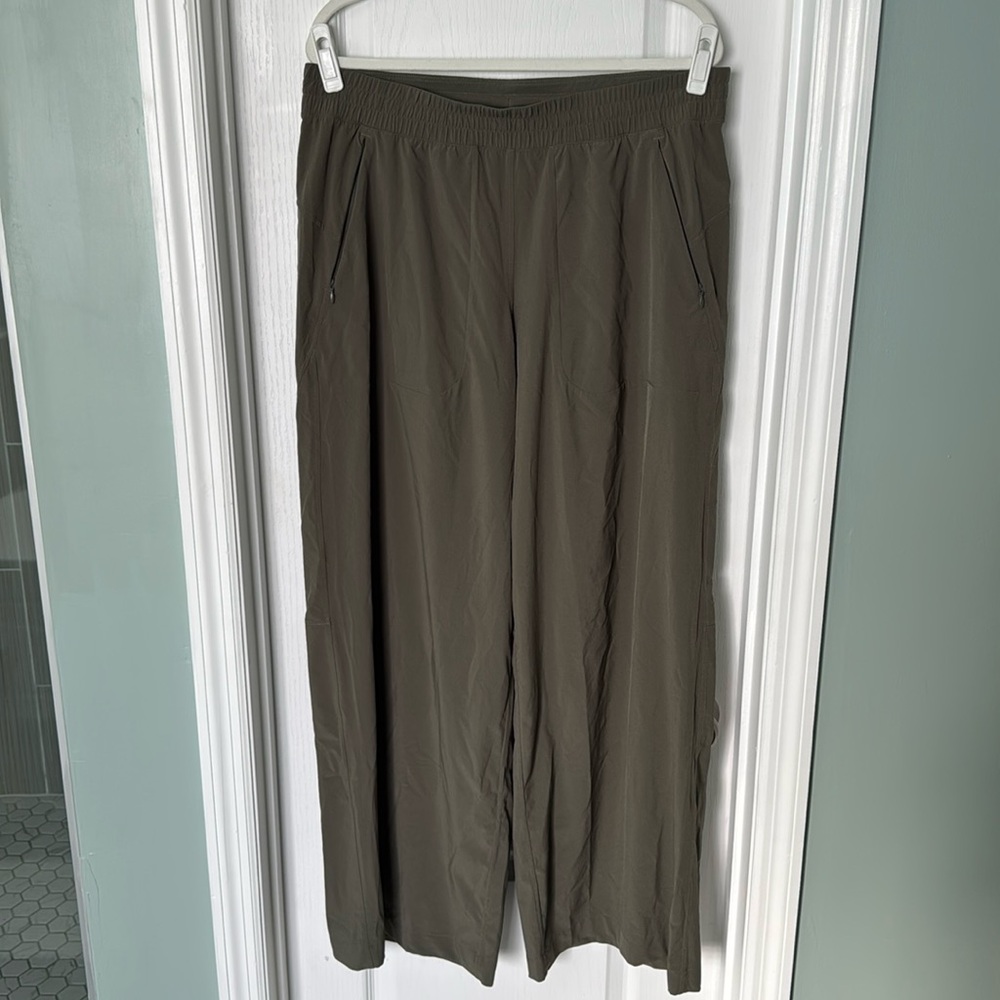 Lululemon pants